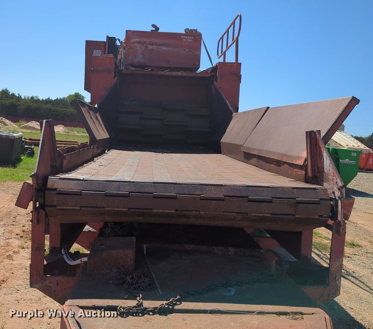 image for item MX9414 1997 Rotochopper MC166  horizontal grinder