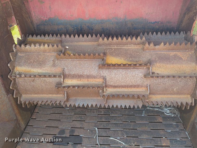 image for item MX9414 1997 Rotochopper MC166  horizontal grinder