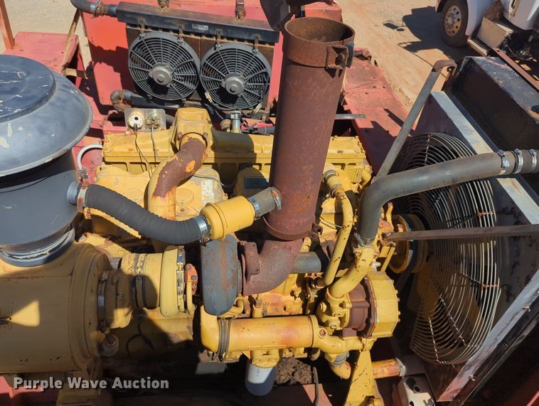 image for item MX9414 1997 Rotochopper MC166  horizontal grinder