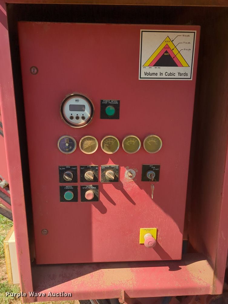 image for item MX9414 1997 Rotochopper MC166  horizontal grinder