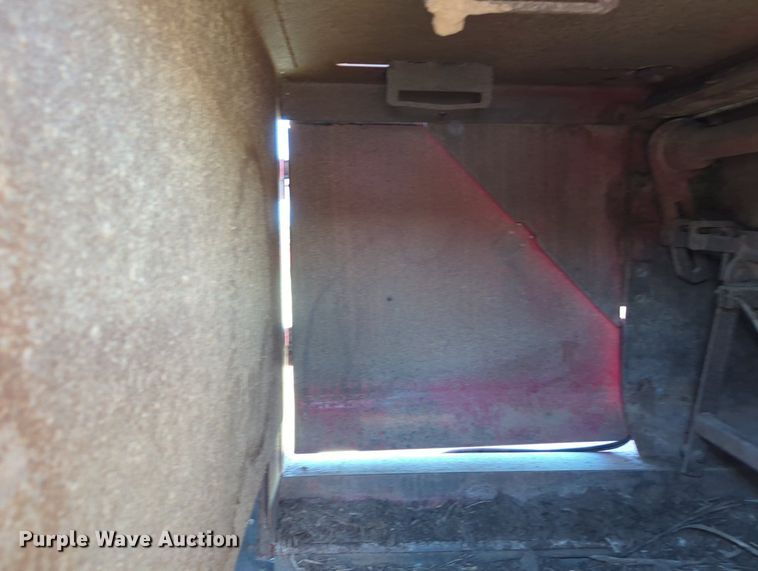 image for item MX9414 1997 Rotochopper MC166  horizontal grinder