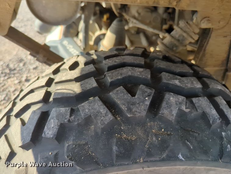 image for item MX9419 2013 Kawasaki Mule 4010  utility vehicle