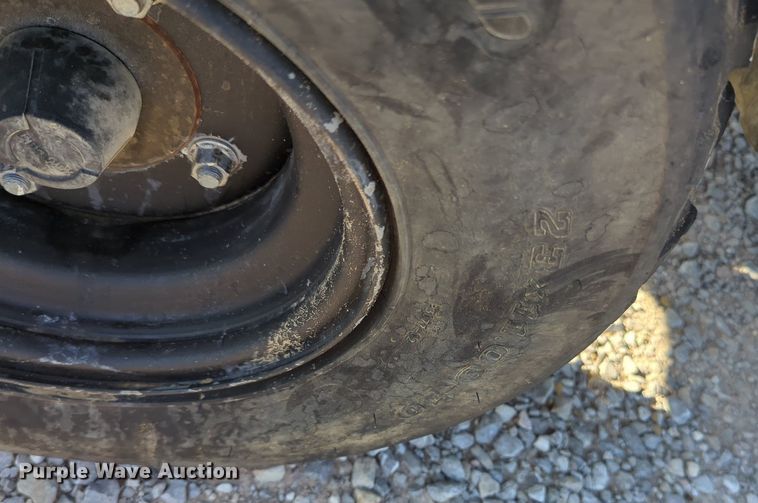 image for item MX9419 2013 Kawasaki Mule 4010  utility vehicle