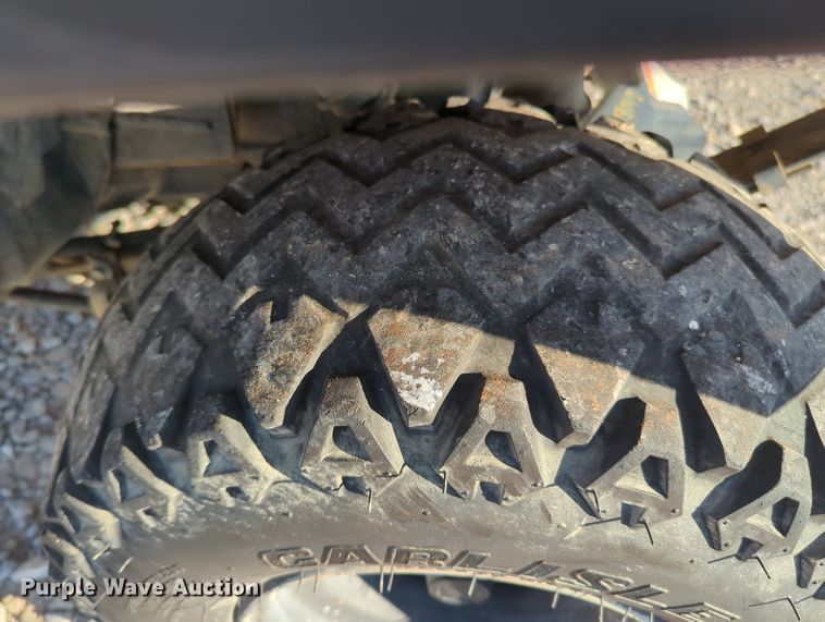 image for item MX9419 2013 Kawasaki Mule 4010  utility vehicle