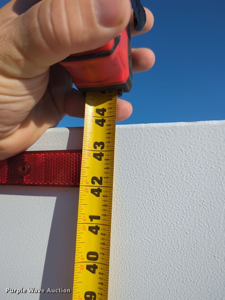 image for item MX9420 Cushman SHTL 2 E  golf cart