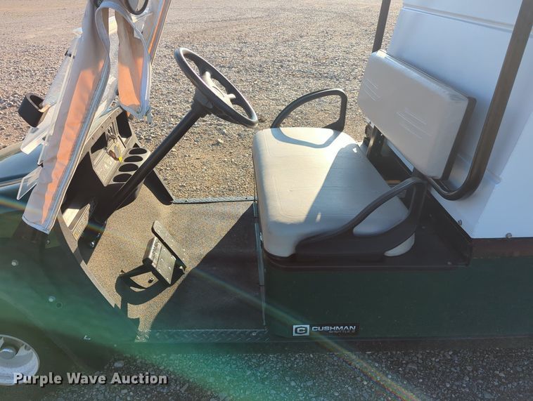 image for item MX9420 Cushman SHTL 2 E  golf cart