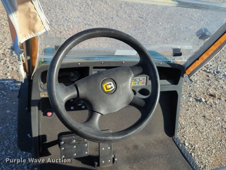 image for item MX9420 Cushman SHTL 2 E  golf cart