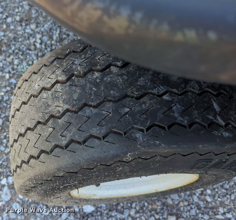 image for item MX9420 Cushman SHTL 2 E  golf cart