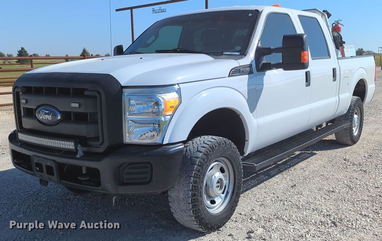 image for item MX9421 2016 Ford F250 Super Duty  Crew Cab pickup truck