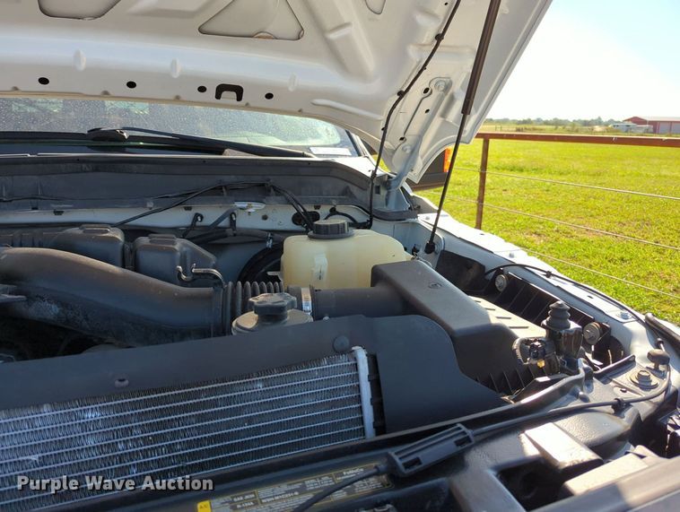 image for item MX9421 2016 Ford F250 Super Duty  Crew Cab pickup truck