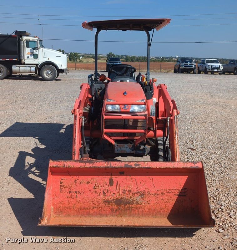 image for item MX9430 Kubota B3030  MFWD tractor