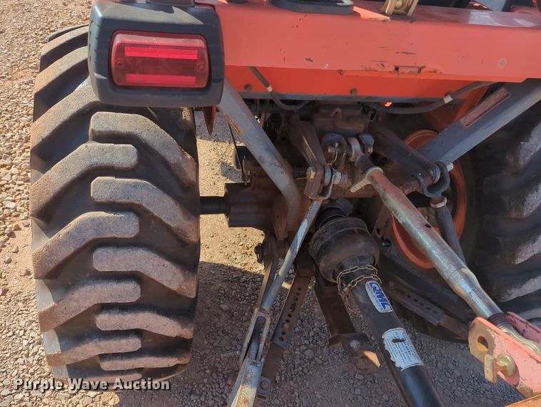 image for item MX9430 Kubota B3030  MFWD tractor