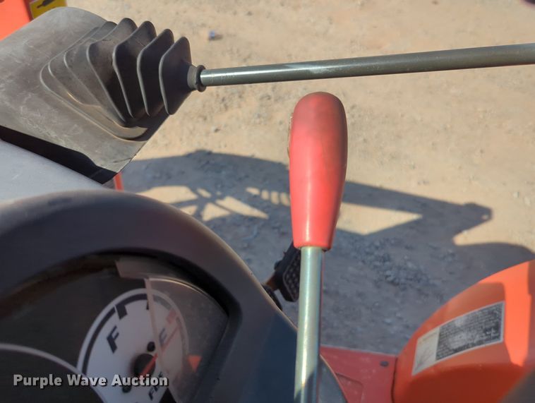 image for item MX9430 Kubota B3030  MFWD tractor