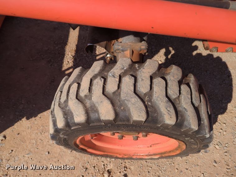 image for item MX9430 Kubota B3030  MFWD tractor