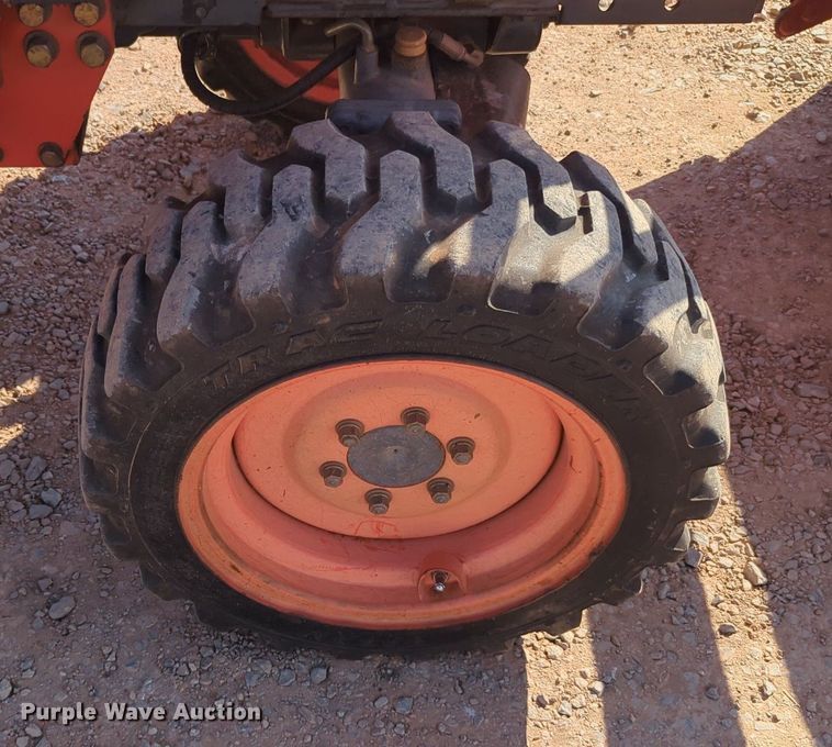 image for item MX9430 Kubota B3030  MFWD tractor