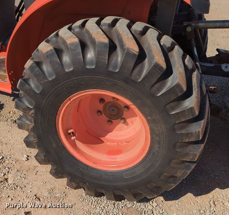 image for item MX9430 Kubota B3030  MFWD tractor