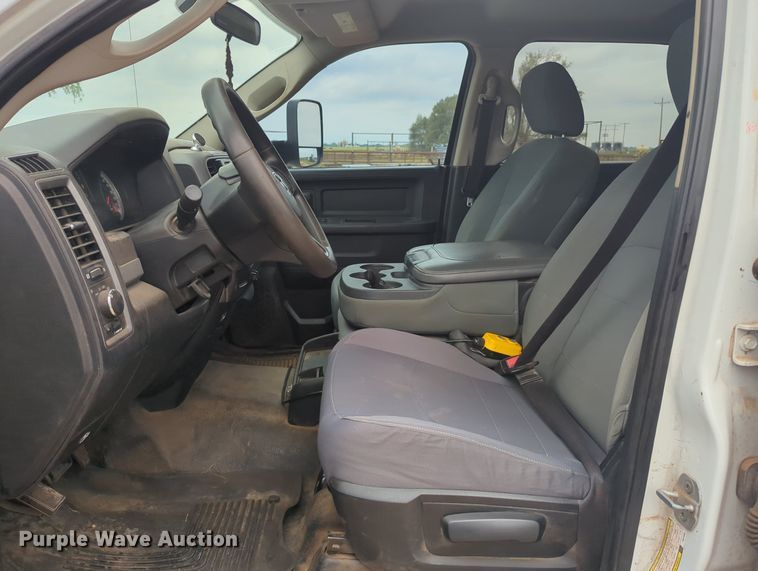 image for item MX9451 2013 Dodge Ram 2500  Crew Cab bale bed pickup truck