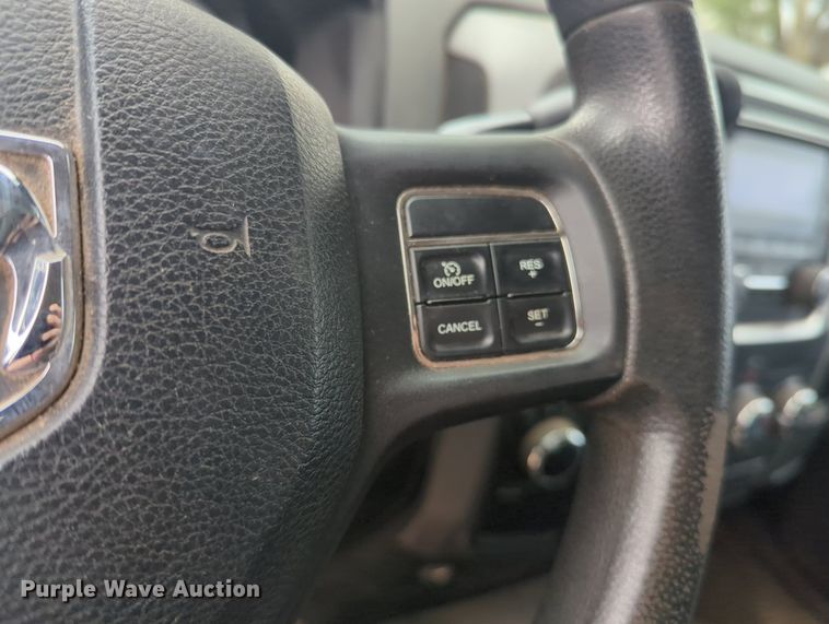 image for item MX9451 2013 Dodge Ram 2500  Crew Cab bale bed pickup truck