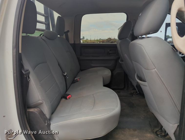 image for item MX9451 2013 Dodge Ram 2500  Crew Cab bale bed pickup truck