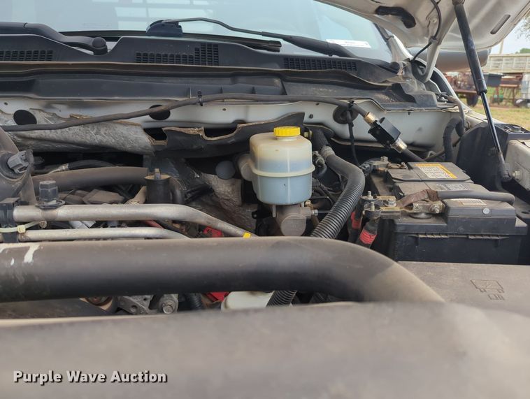 image for item MX9451 2013 Dodge Ram 2500  Crew Cab bale bed pickup truck