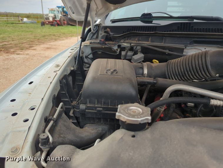 image for item MX9451 2013 Dodge Ram 2500  Crew Cab bale bed pickup truck