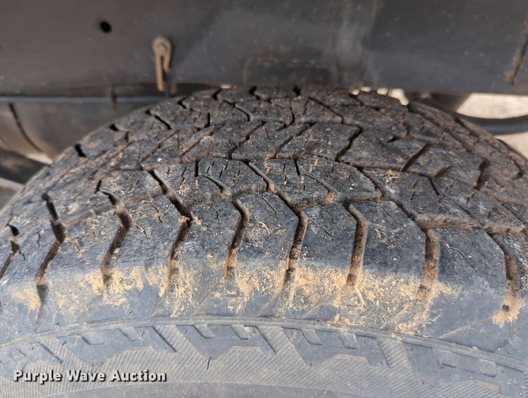 image for item MX9451 2013 Dodge Ram 2500  Crew Cab bale bed pickup truck