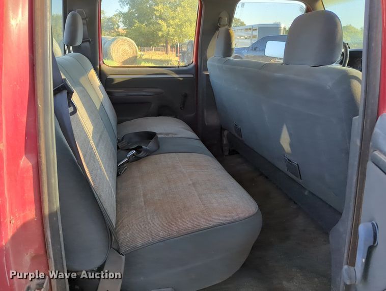 image for item MX9453 1993 Ford F350  Crew Cab pickup truck