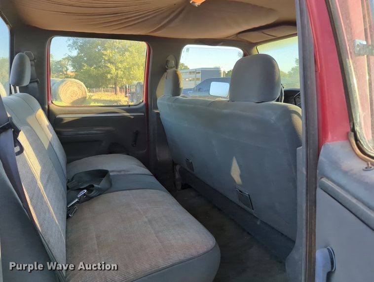 image for item MX9453 1993 Ford F350  Crew Cab pickup truck