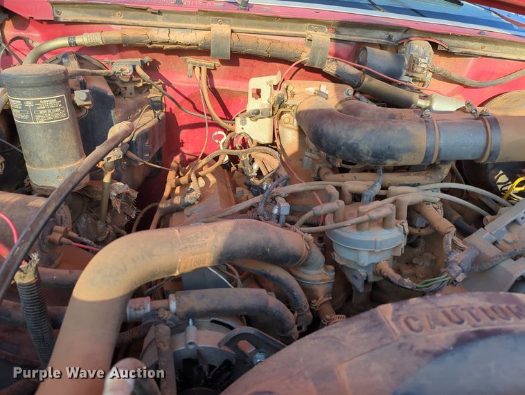 image for item MX9453 1993 Ford F350  Crew Cab pickup truck