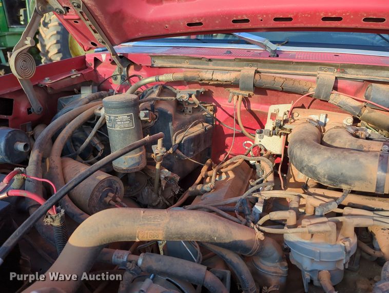 image for item MX9453 1993 Ford F350  Crew Cab pickup truck