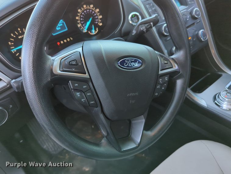image for item MX9455 2017 Ford Fusion
