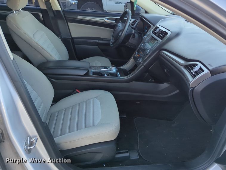 image for item MX9455 2017 Ford Fusion