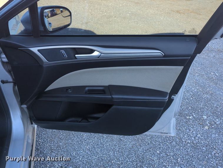 image for item MX9455 2017 Ford Fusion