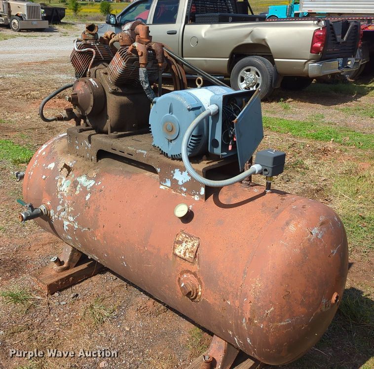 image for item MX9485 Champion  air compressor