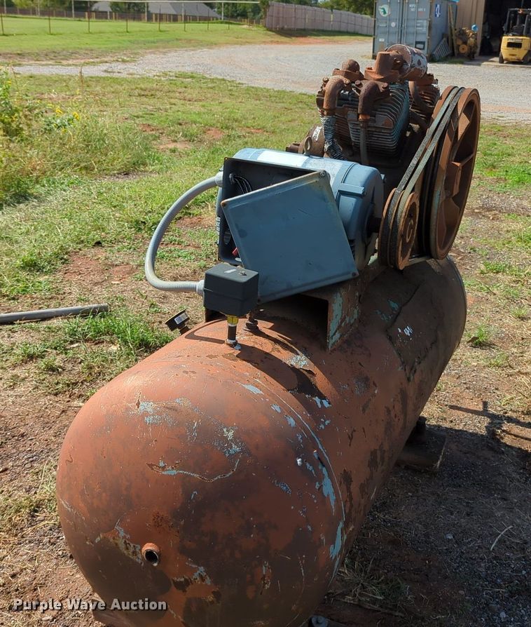 image for item MX9485 Champion  air compressor