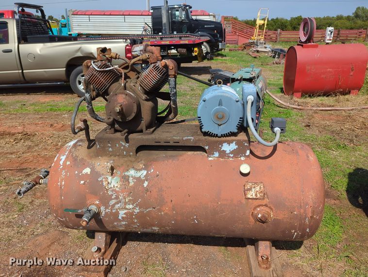 image for item MX9485 Champion  air compressor