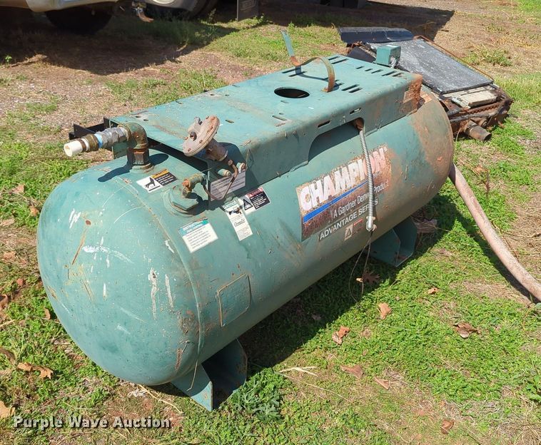 image for item MX9485 Champion  air compressor