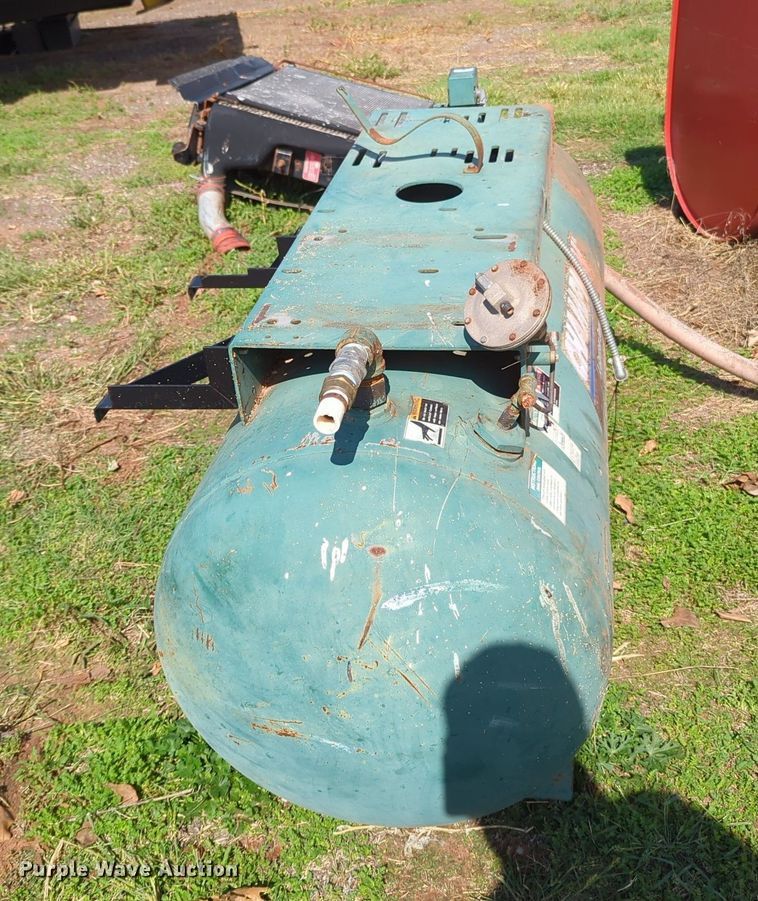 image for item MX9485 Champion  air compressor