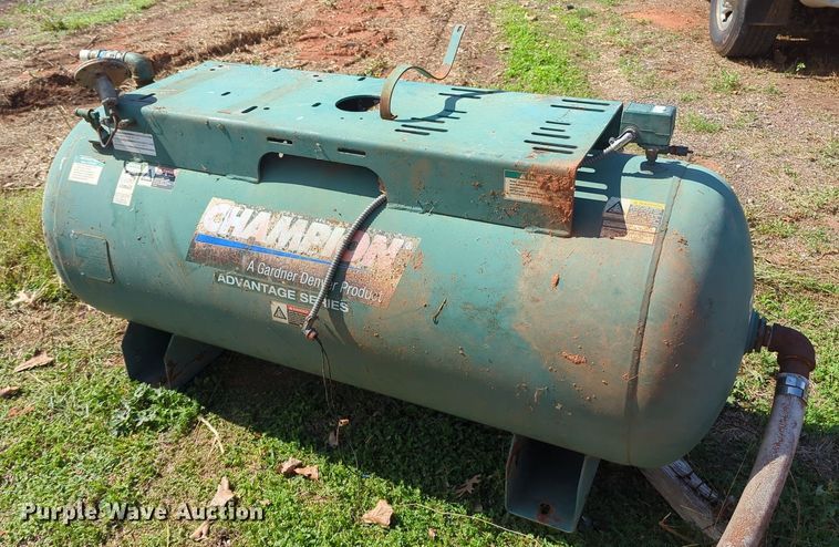 image for item MX9485 Champion  air compressor