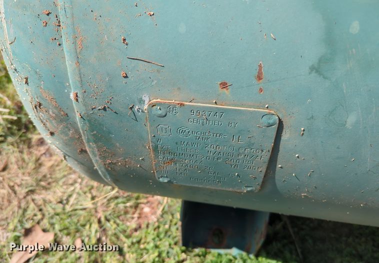 image for item MX9485 Champion  air compressor