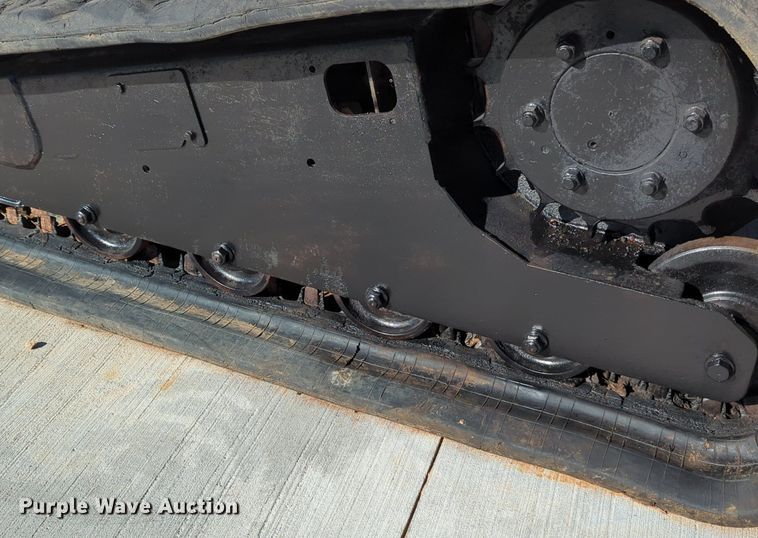 image for item MX9489 2000 Bobcat 864  tracked skid steer loader