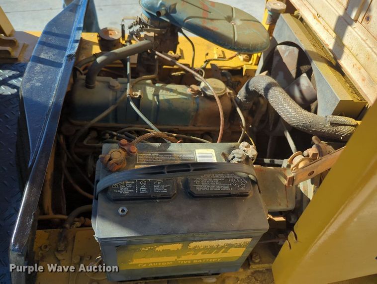 image for item MX9490 Komatsu FG20  forklift