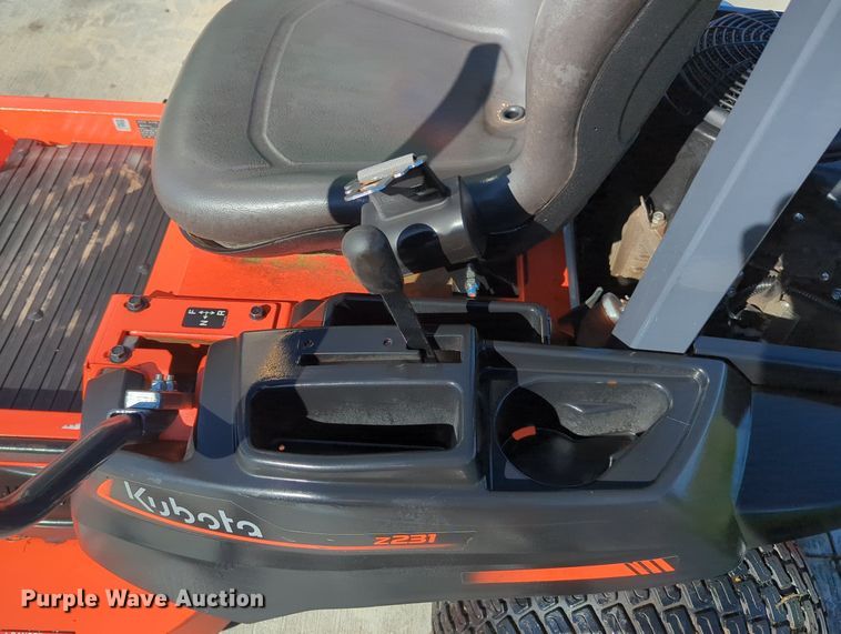 image for item MX9491 Kubota Z231KW  ZTR lawn mower