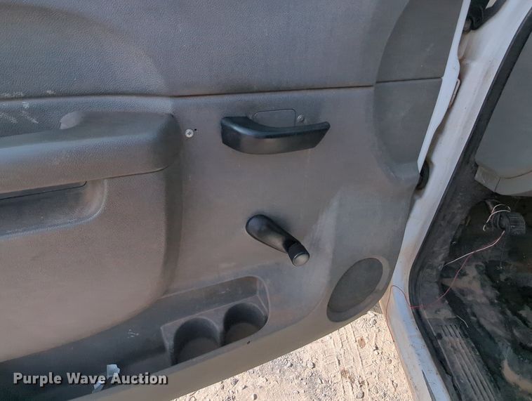 image for item MY9871 2011 Chevrolet 2500HD  Ext. Cab flatbed pickup truck