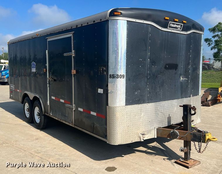 image for item NA9082 2004 Haulmark TH85X20WT2  enclosed cargo trailer