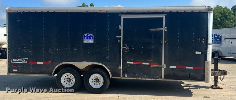 image for item NA9082 2004 Haulmark TH85X20WT2  enclosed cargo trailer