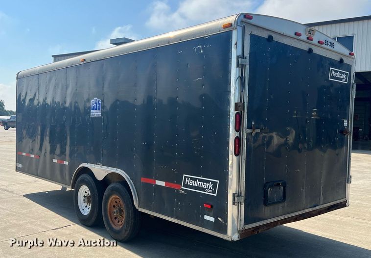 image for item NA9082 2004 Haulmark TH85X20WT2  enclosed cargo trailer