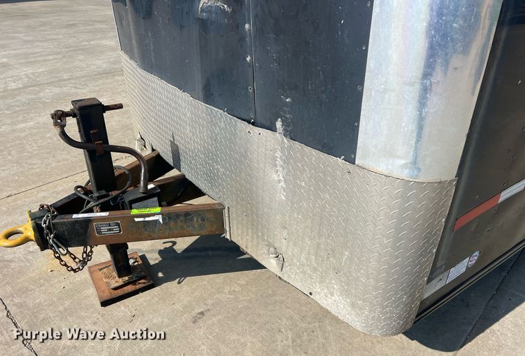 image for item NA9082 2004 Haulmark TH85X20WT2  enclosed cargo trailer