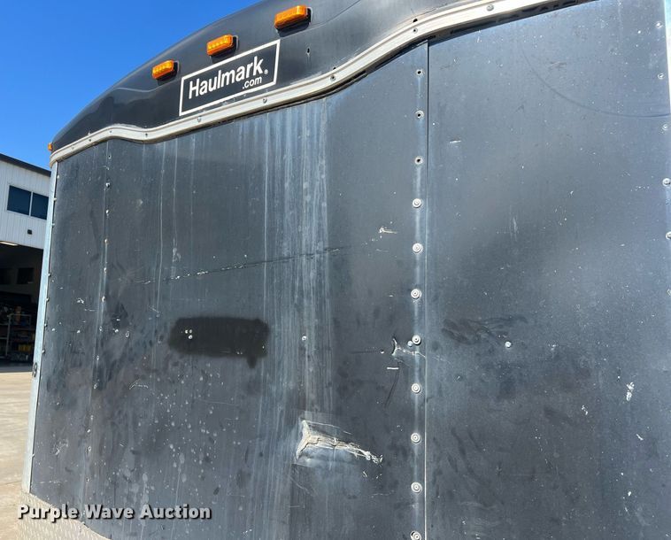 image for item NA9082 2004 Haulmark TH85X20WT2  enclosed cargo trailer