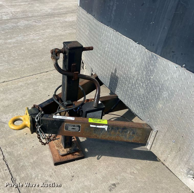 image for item NA9082 2004 Haulmark TH85X20WT2  enclosed cargo trailer